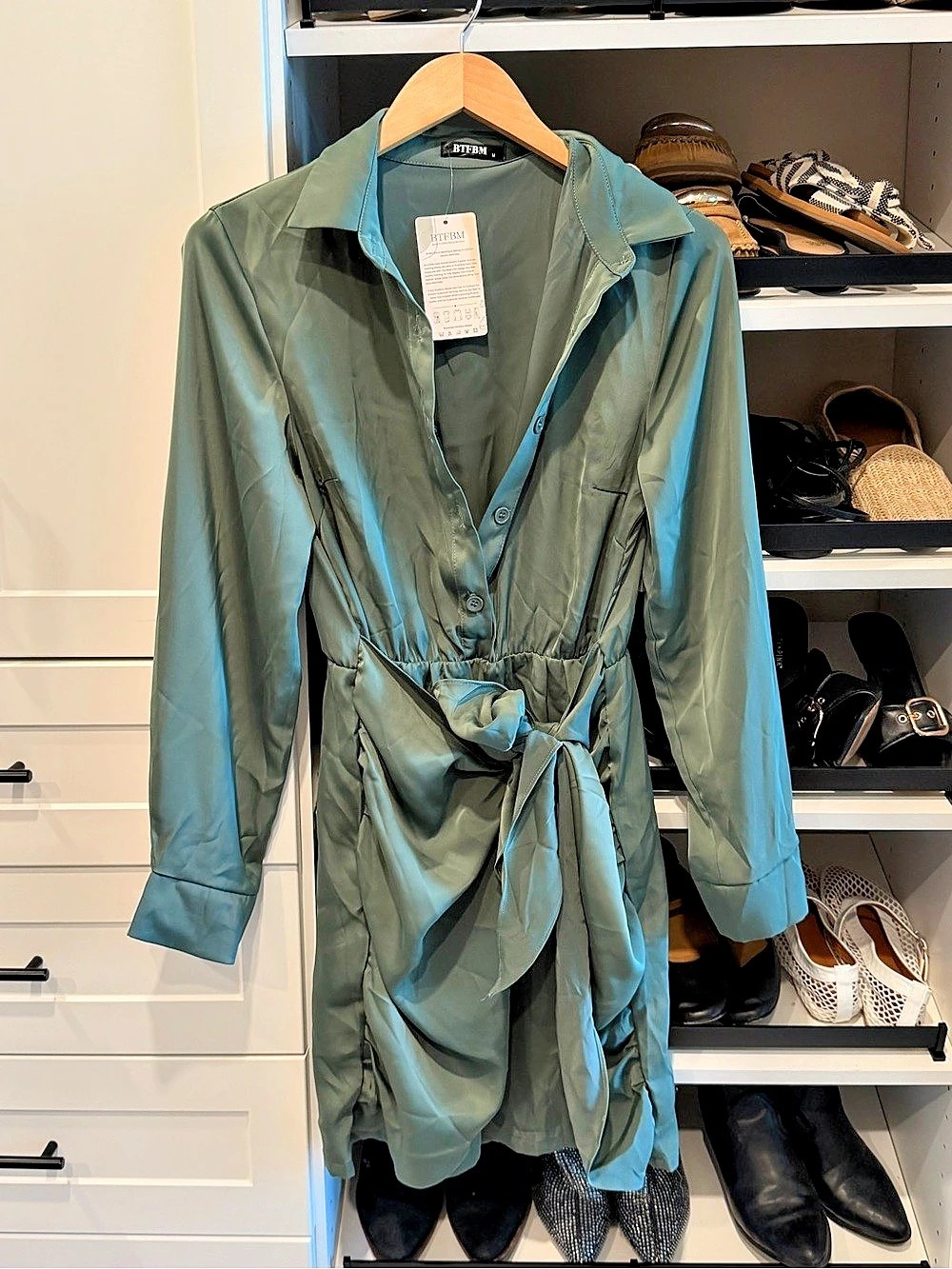 RUE21 Mini Shirt Dress in Green Size Medium Like New